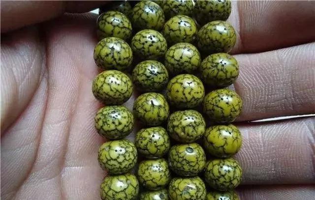 盘玩6年的星月菩提,星月菩提盘玩5年不开片