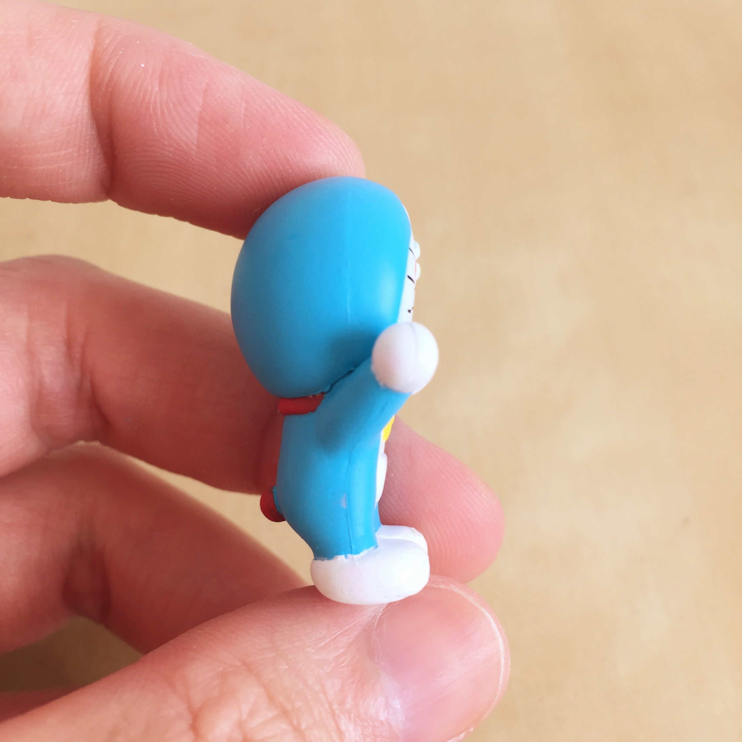 玩具测评丨PUTITTO奇谈俱乐部哆啦a梦杯沿玩偶(第一弹)