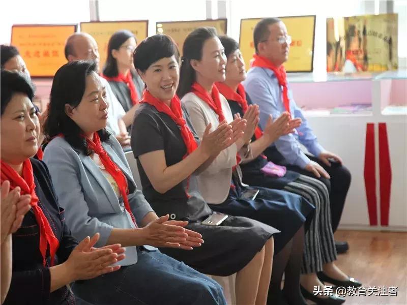 郑东新区昆丽河小学开学典礼,家国情怀校园