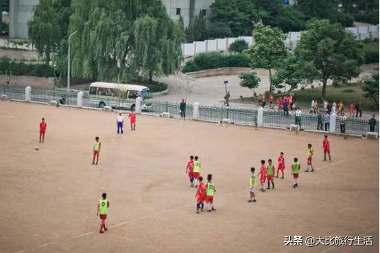 朝鲜儿童的生活怎么样,朝鲜农村人的生活是怎样的