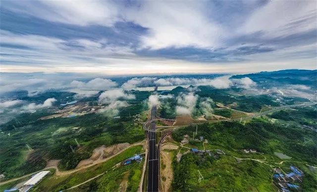 宜昌的魅力在哪方面,怎么评价宜昌这座城市