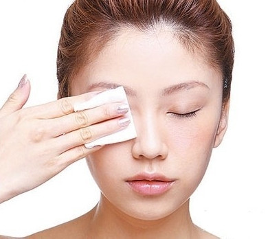 用了成百上千张化妆棉，皮肤却越来越薄了，原来是打开方式不正确