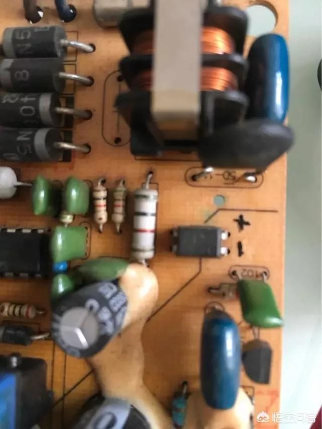 48v20a和48v12a充电器能混用吗,电动车充电器混用有什么危害