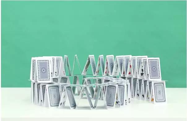 只需扑克牌就能玩优质亲子游戏，快带孩子嗨起来吧