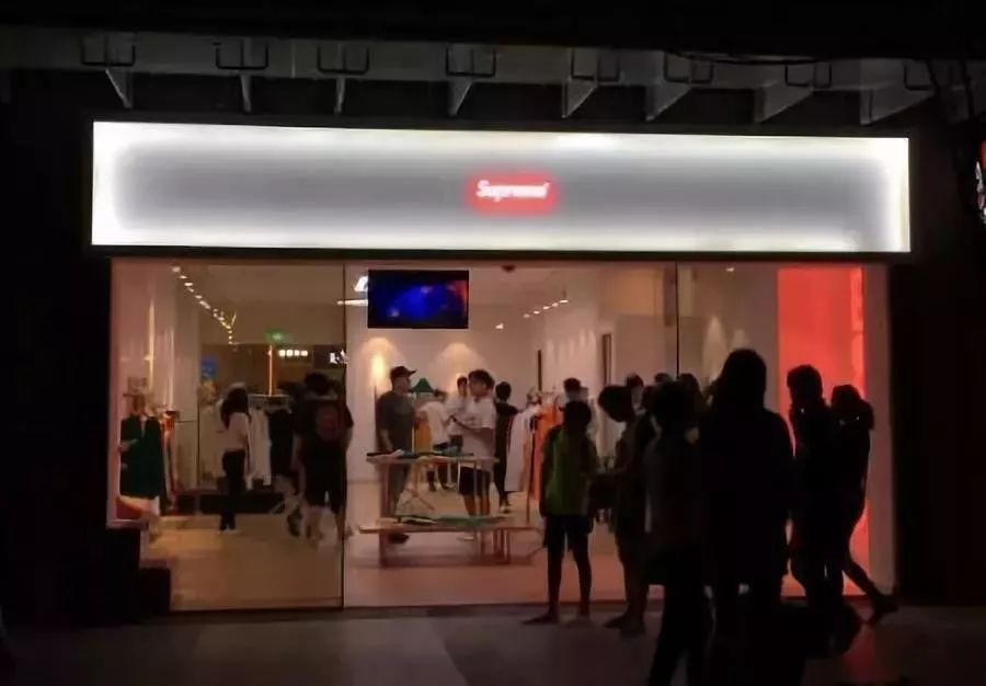 西安钟楼山寨版,钟楼的真实现状