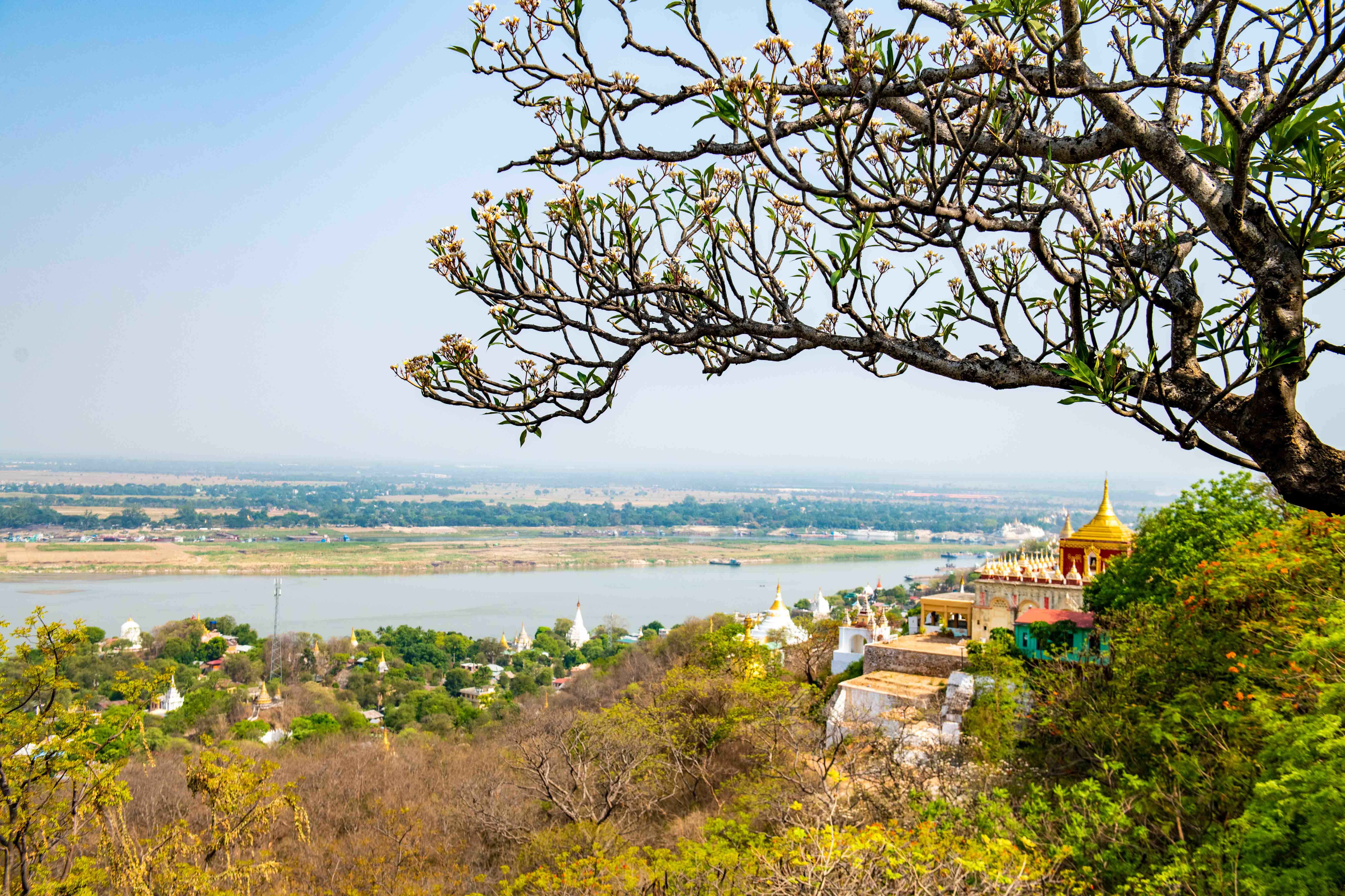 隐藏在缅甸大山里的卧佛,缅甸最高的山
