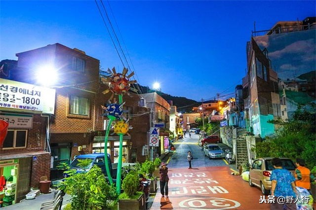 刚刚开放韩国旅游，就去丢人！韩国又一个标语让国人脸红