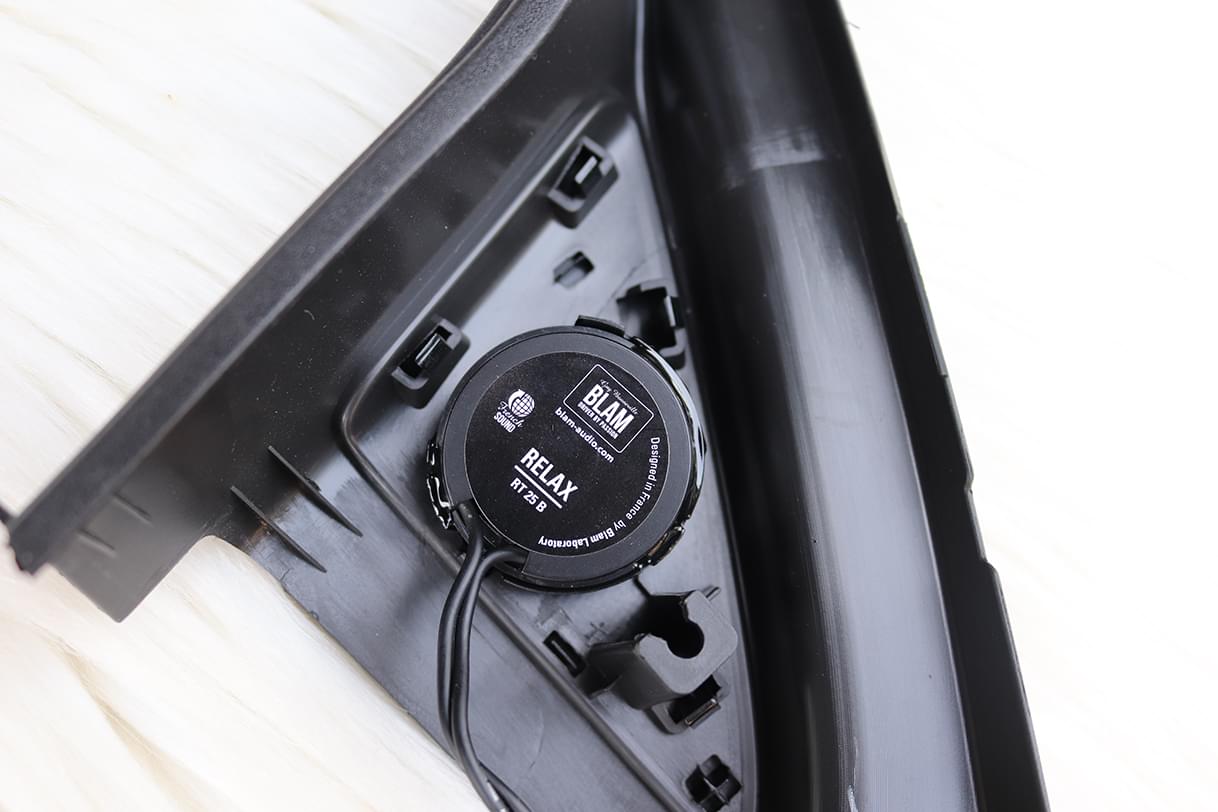 深圳汽车音响专业改装哪里好？看完别克君威音响改装你就知道了