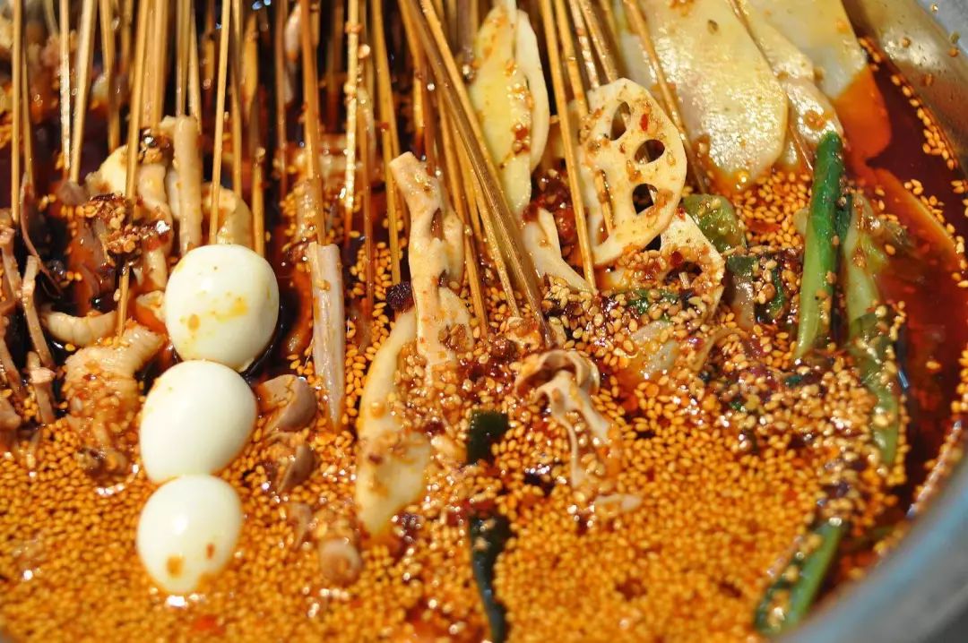 成都和西安哪个地方吃的好,成都和西安哪里美食多