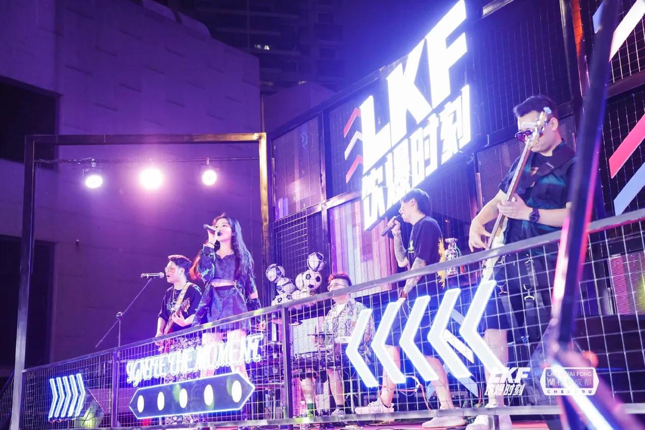 欧洲杯热场,欧洲杯等赛事催热足球消费