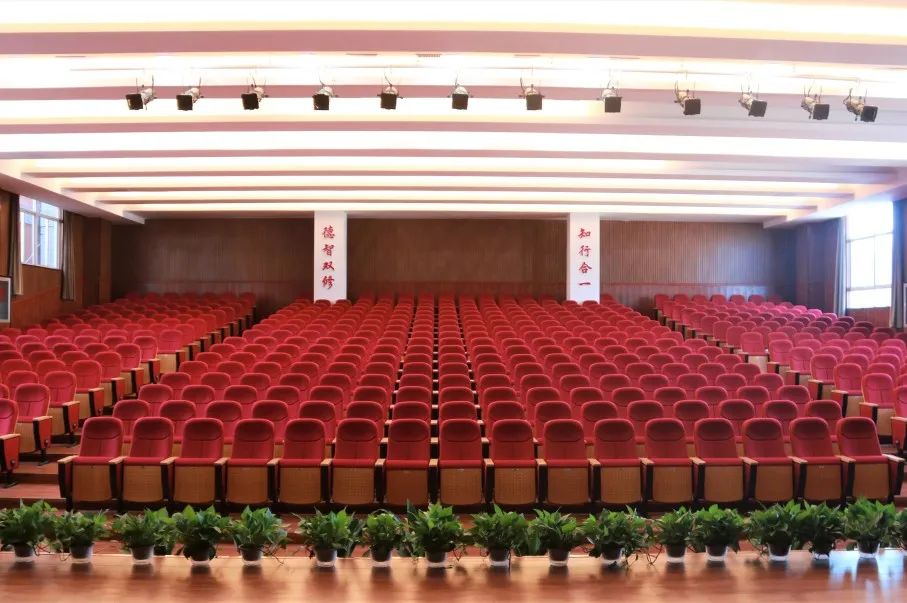 聚龙高中好吗,泉州聚龙学校高中正规吗