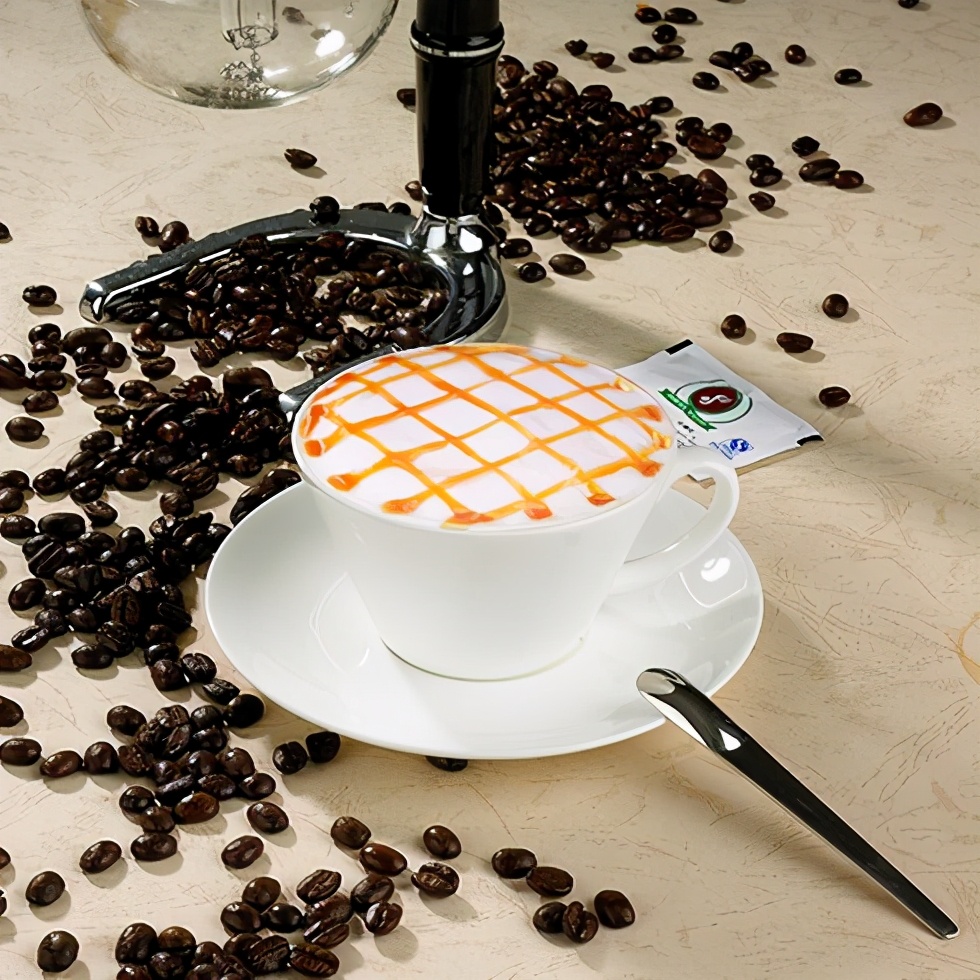 终于知道咖啡为什么不苦了,摩卡拿铁卡布奇诺区别玛奇朵