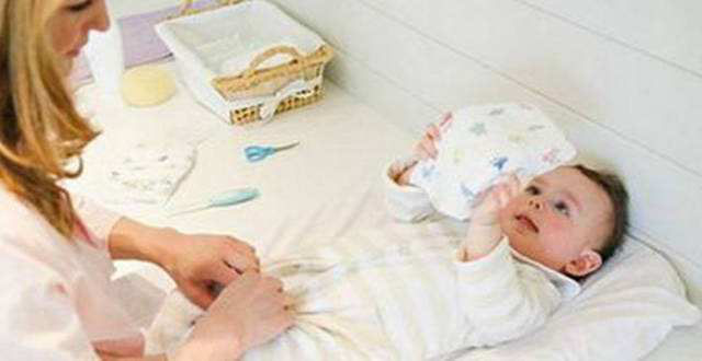 宝宝频繁清洗的危害,宝宝不能过度清洗的地方