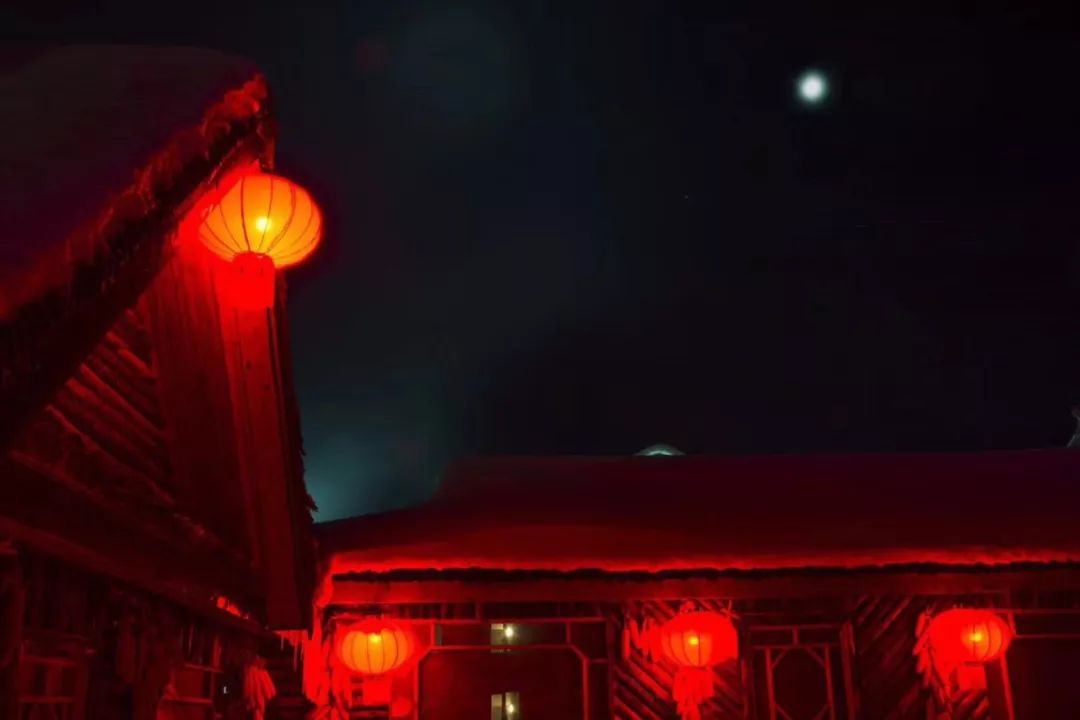 怎么用普通的手机拍出雪景大片,用手机原相机怎么拍雪景才好看