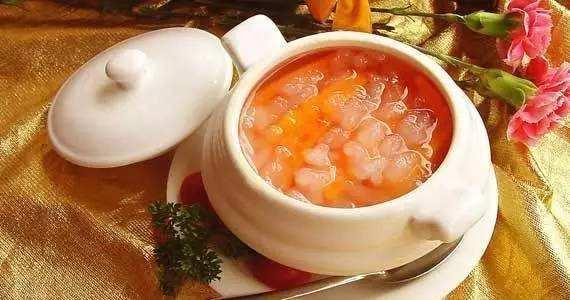 特产谱之动物人参：位列上八珍，称软黄金，在冰雪下冬眠五六个月