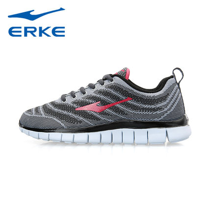 鸿星尔克展擎国潮专卖店,鸿星尔克国潮存在的问题