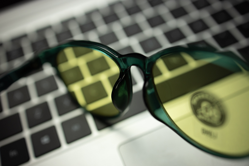 loho眼镜防蓝光测评,防蓝光眼镜logo双效防护