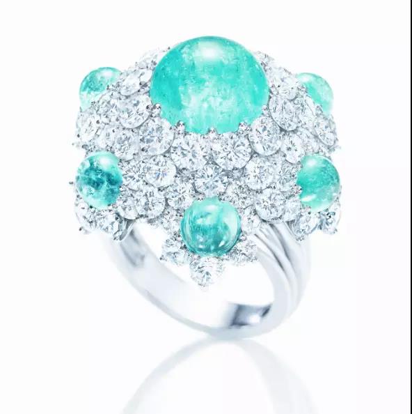 对付女人,没有一件珠宝解决不了的!