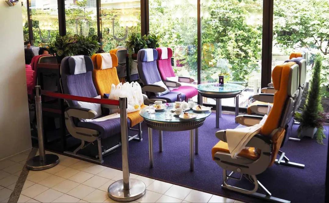 原地转圈圈飞机,原地转圈圈起飞图