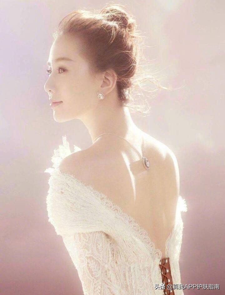 后背痘印的原因和解决方法,后背长痘痘印怎么消除最快最有效