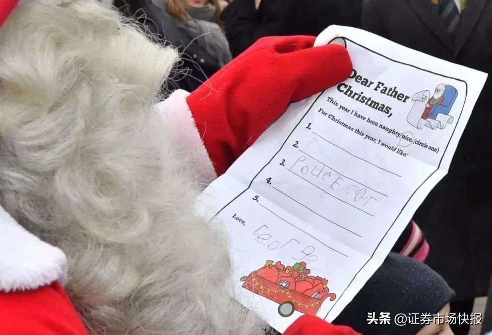 英国乔治小王子6岁了！作为王室继承人也逃不过“鸡血妈妈”