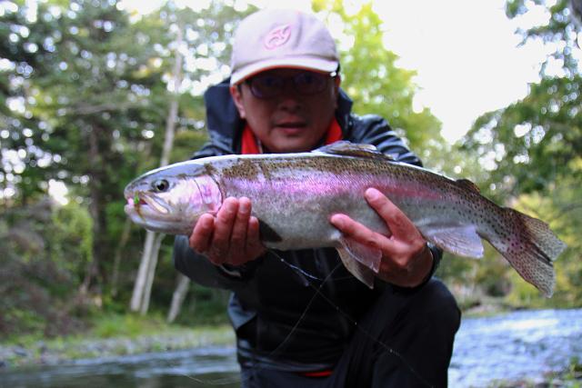 哥伦比亚加厚抓绒衣,户外中间层抓绒衣推荐