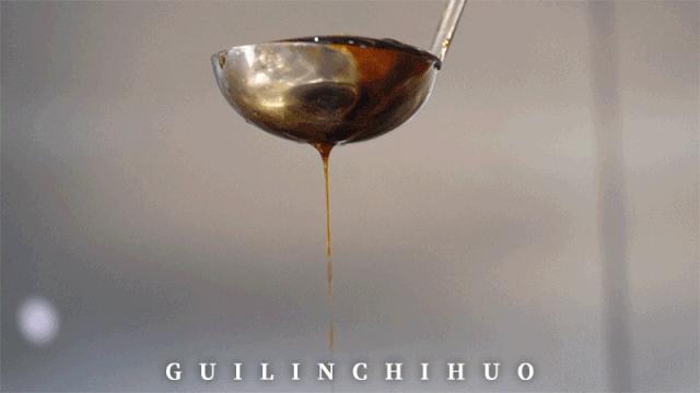 桂林奶茶店探店拍照,性冷淡风奶茶店拍照墙布置