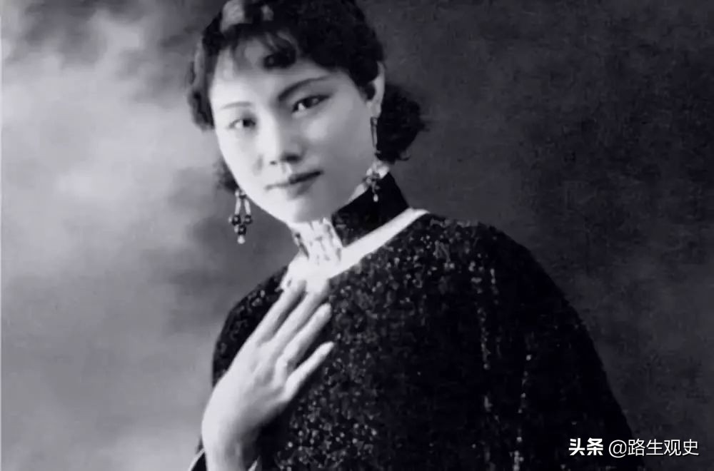 梅兰芳去世:总理特批用阴沉木棺材,夫人在墓地1次修了3座葬穴