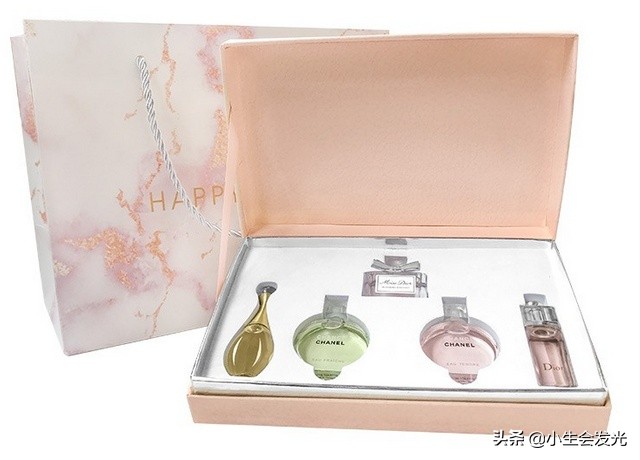 有什么实用的礼物送女朋友,2.14情人节送女朋友什么礼物