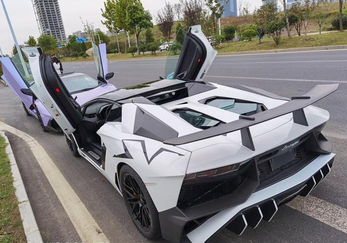 从造拖拉机,到世界顶级超跑,*博兰**基尼到底怎样“牛”转乾坤?