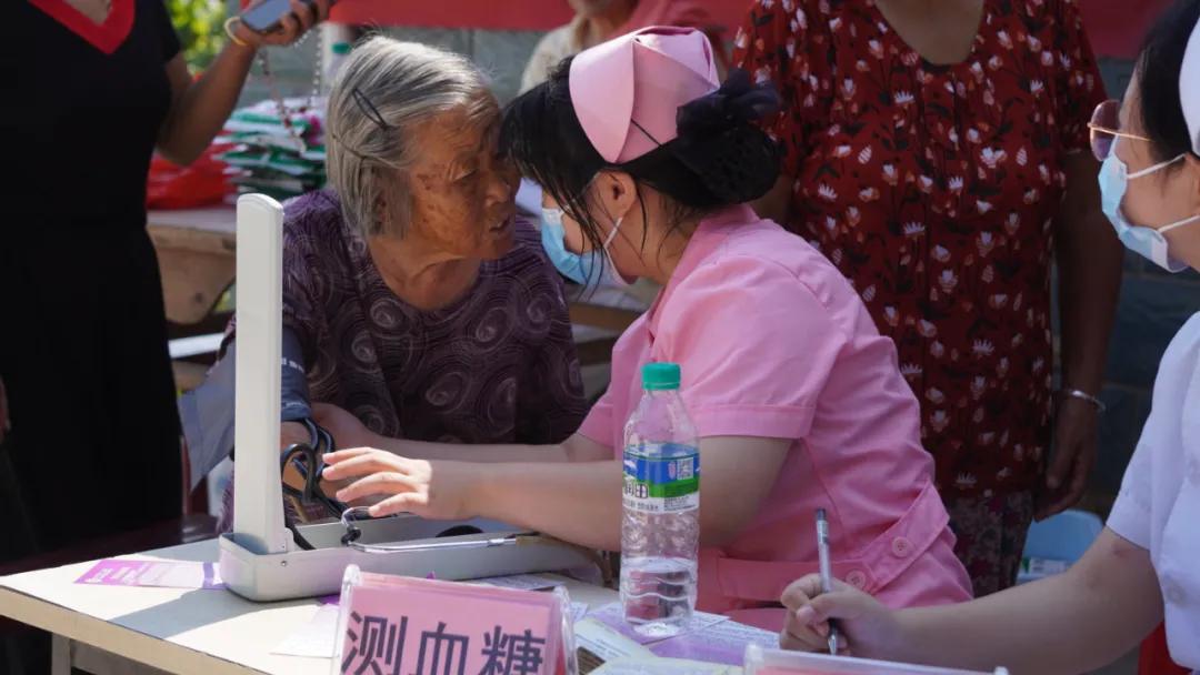 江西省乐平天湖医院（乐平第二医院）开展大型义诊活动