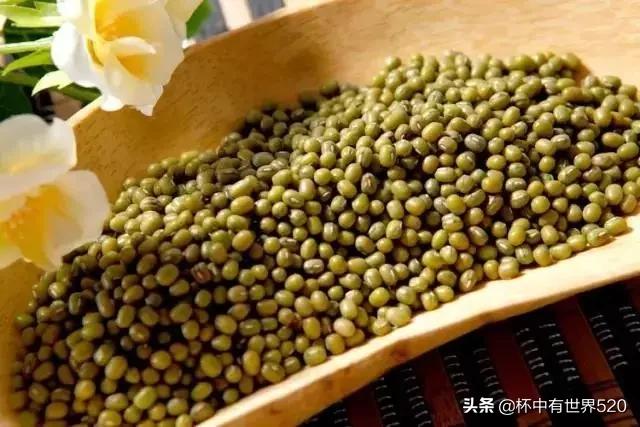 吃葡萄解酒最快最有效,葡萄酒喝多了怎么解酒