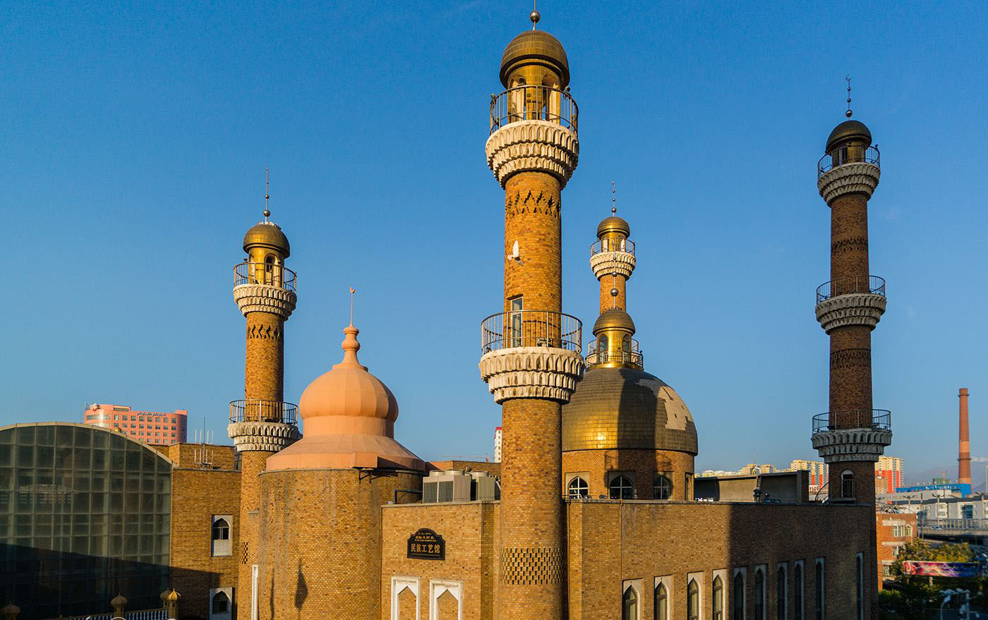 疆内旅游十大好去处,从新疆去哪旅游最便宜