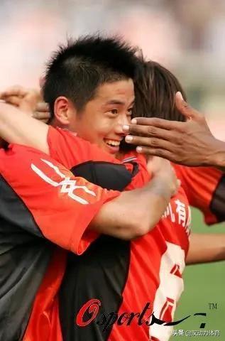 武汉足球今天的成绩,武汉足球七连胜