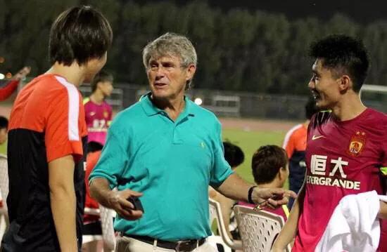 山东鲁能足球队归化球员,鲁能归化球员最新消息