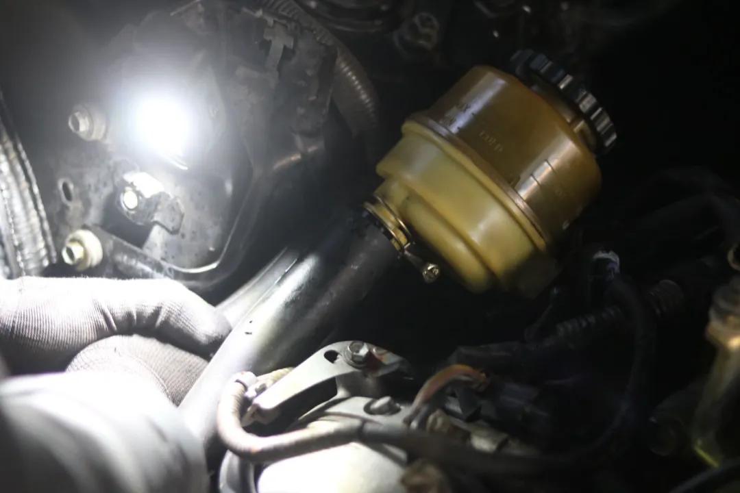 老车翻新：翻新05年残破的雷克萨斯LS430，百万老车，满血复活