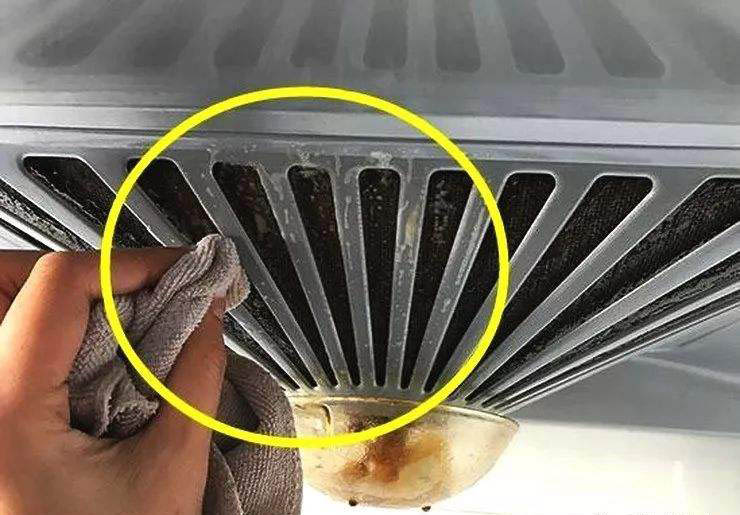 抽油烟机顽固污渍清理小妙招,抽油烟机的顽固污渍的清洁方法