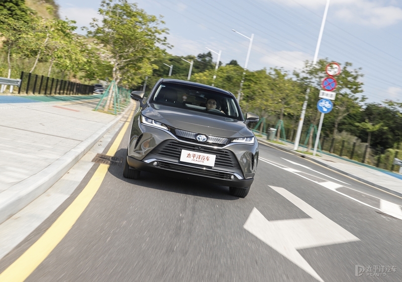 雷克萨斯nx350h和凌放,雷克萨斯nx和凌放