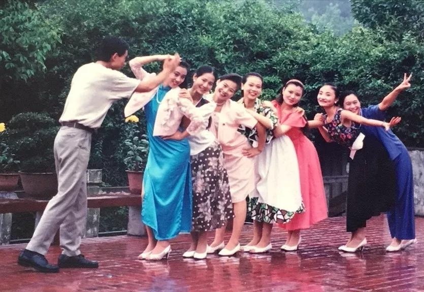 一座有光影又有历史的老厂――四川长征制药厂