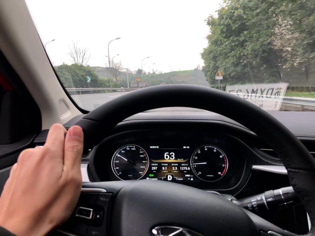 奇瑞艾瑞泽5plus1.5t油耗,艾瑞泽5plus1.5t真实油耗