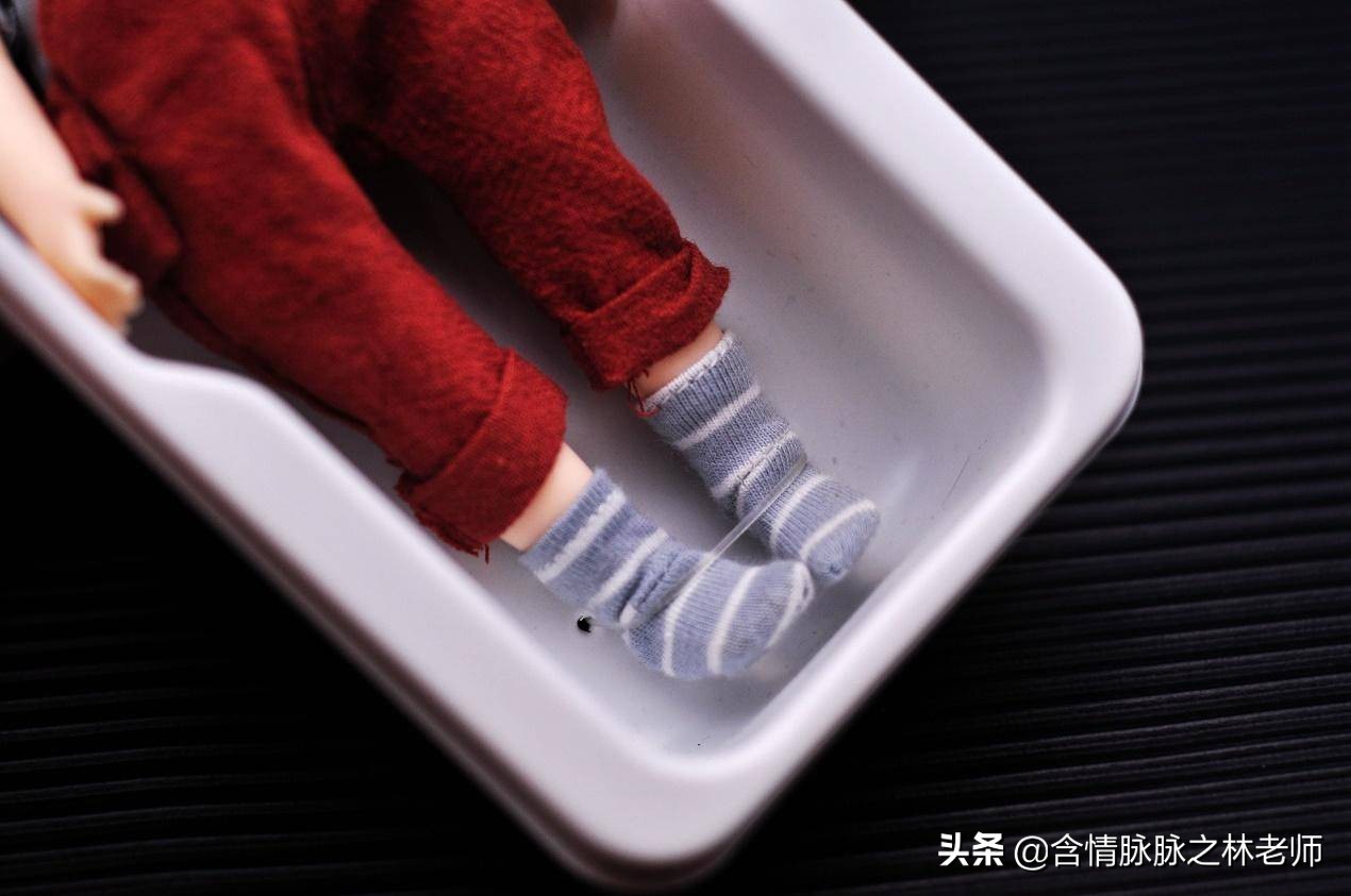 给女儿买60cm娃娃,给女儿买玩具芭比娃娃