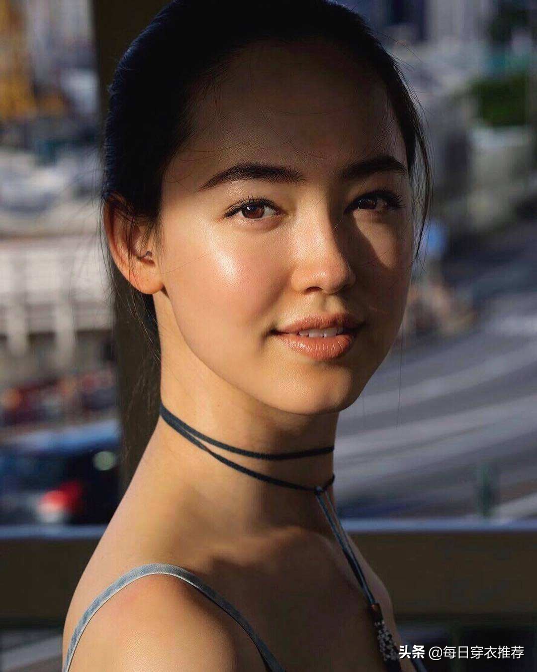 正确涂bb霜的方法,擦bb霜的海绵用打湿吗