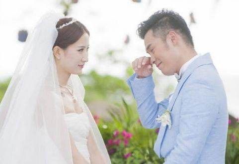 张子萱挺孕肚逛街,张子萱晒陈赫回复