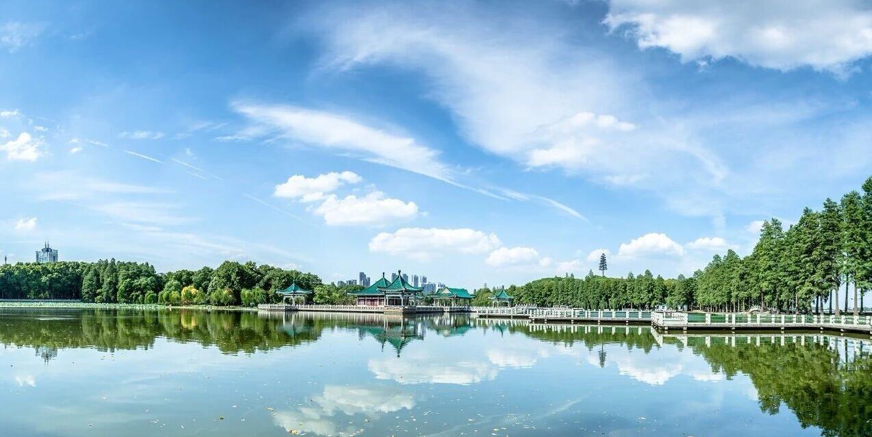 武汉外语外事职业学院手册,武汉外语外事职业学院官网是什么