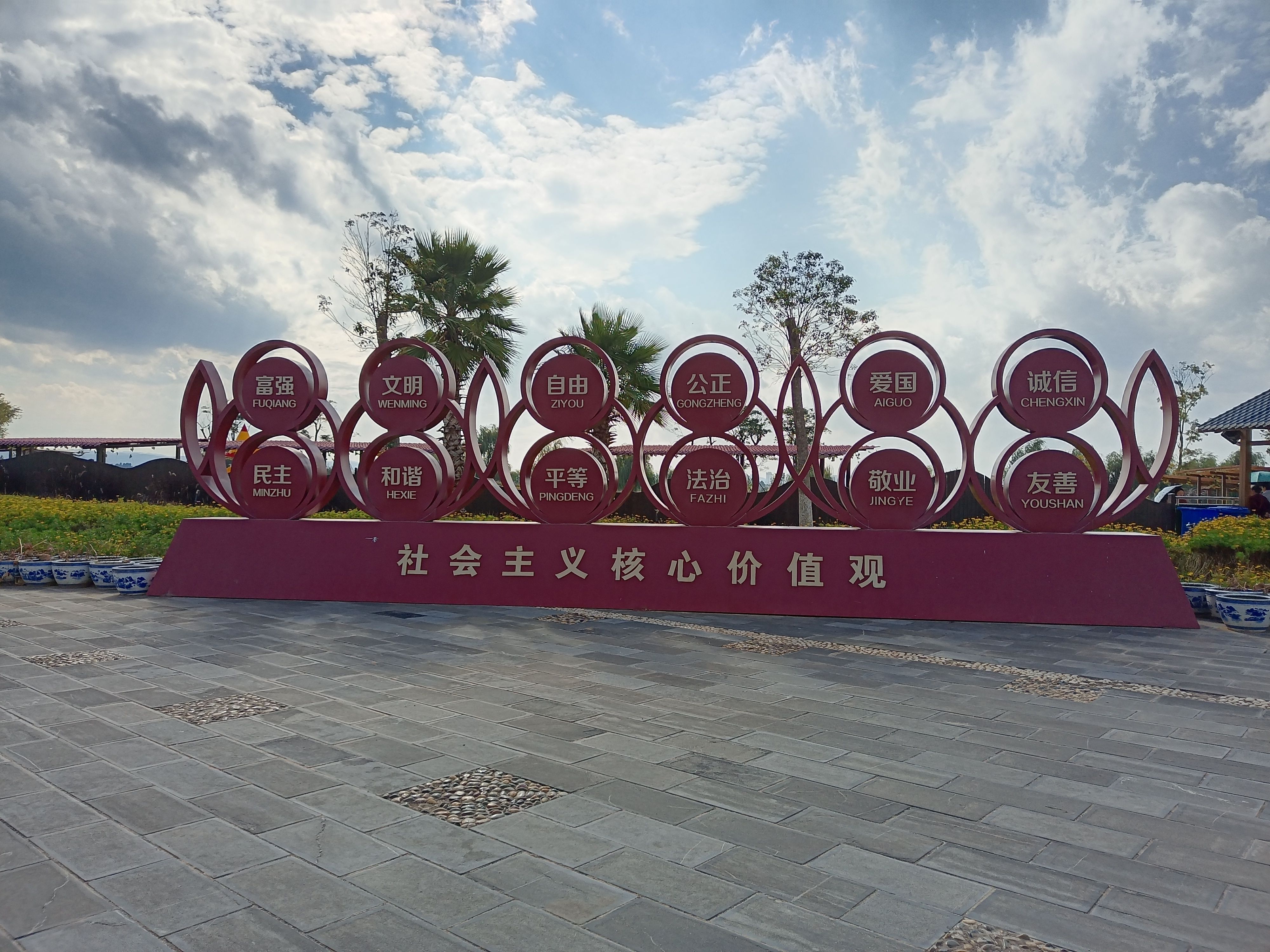 大屏与轻盈兼得荣耀x30i评测,荣耀x30i测评科技美学