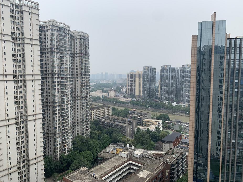 拿地超过20年的新楼盘,拿地大面积楼盘好卖