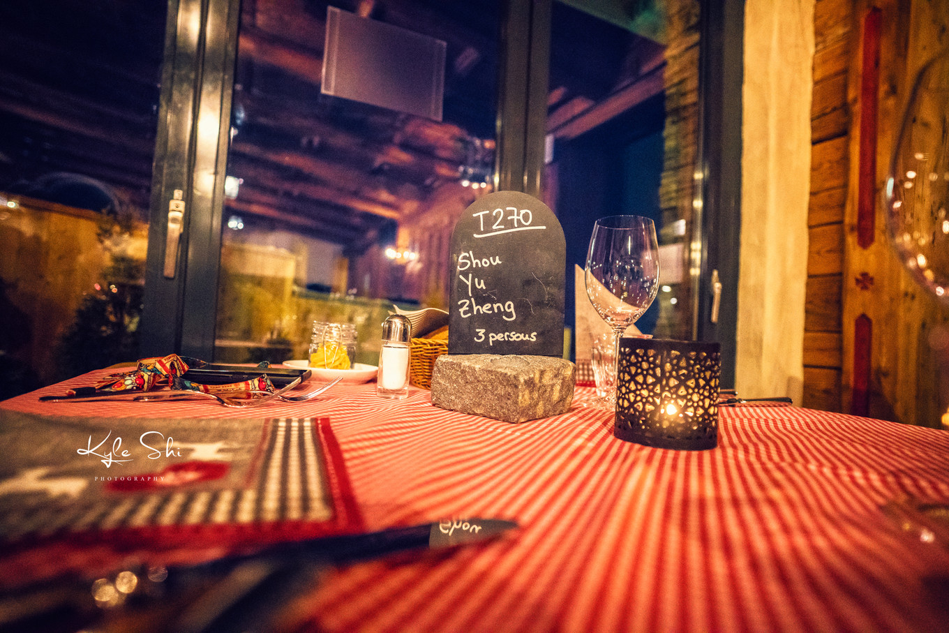 瑞士高山滑雪上演惊险与刺激,瑞士滑雪的真实感受