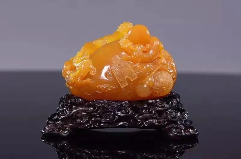 揭开田黄石神秘的面纱,走进田黄石的神秘面纱