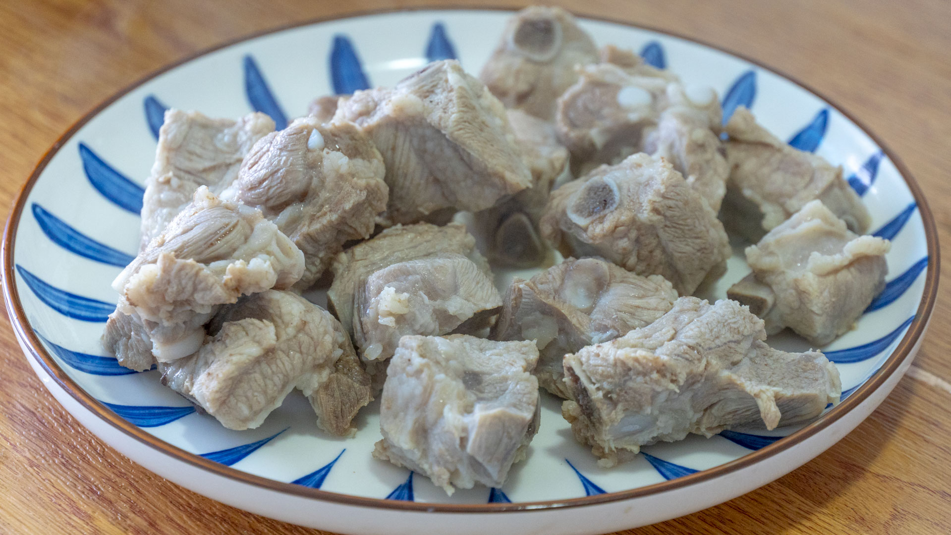 天冷喝什么养生汤暖身,降温后多喝4种汤暖身润燥营养高