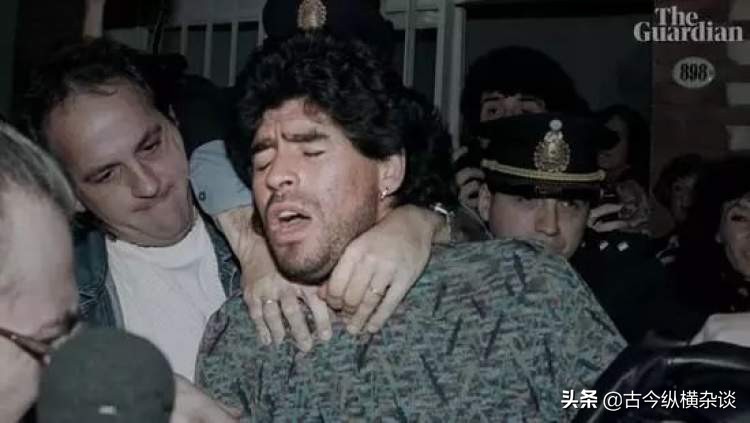 成于足球，毁于自我放纵，一代球王离开人世，给世人敲响了警钟